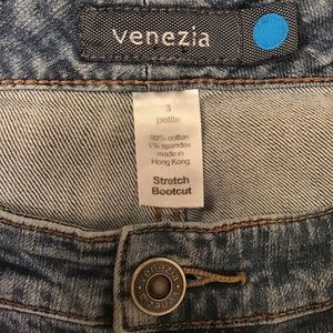 🔵Size 3 Petite Right Fit Stretch Bootcut-Light